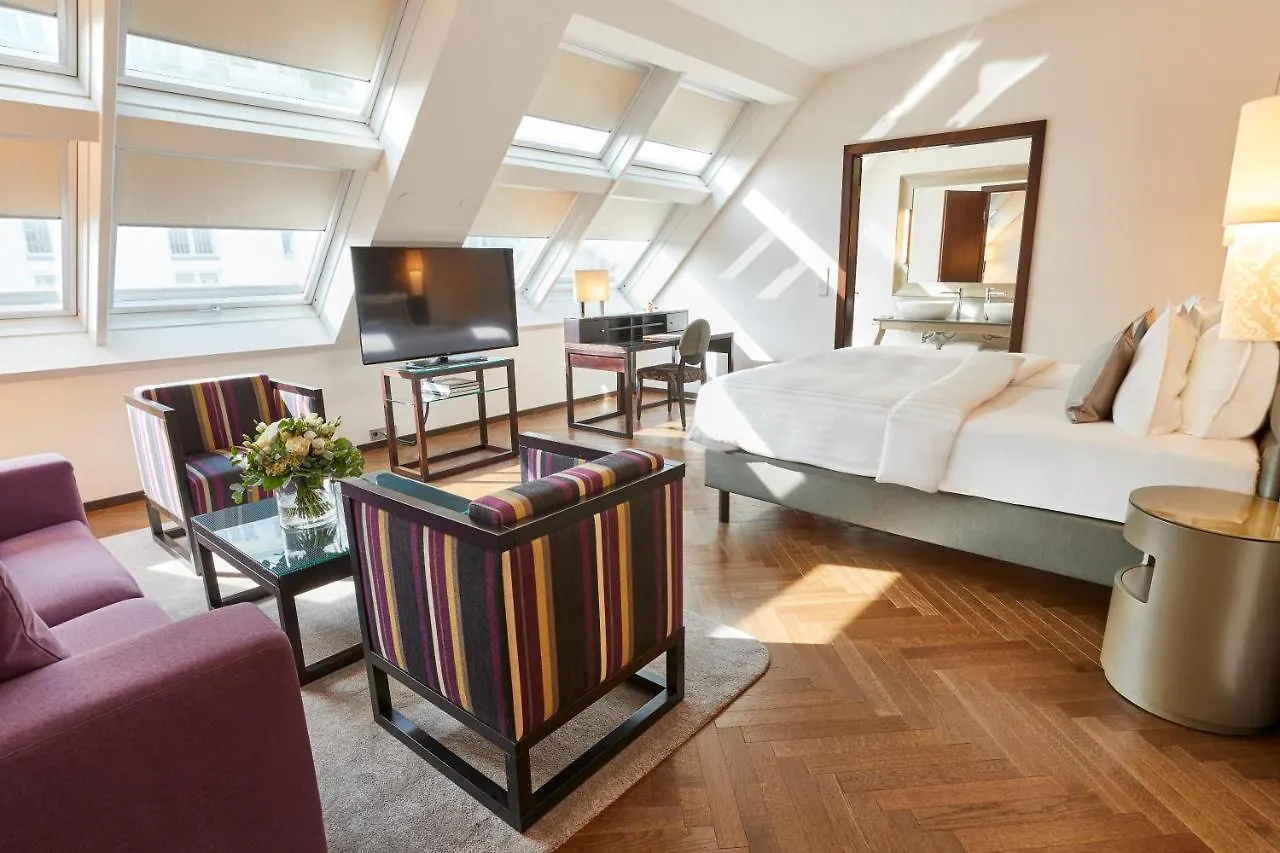 Steigenberger Hotel Herrenhof Vienna 5*,