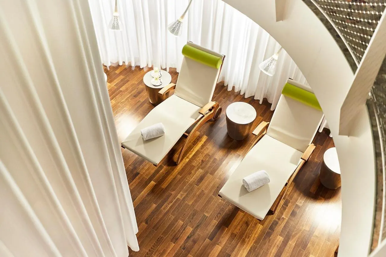 Steigenberger Hotel Herrenhof Vienna 5*,