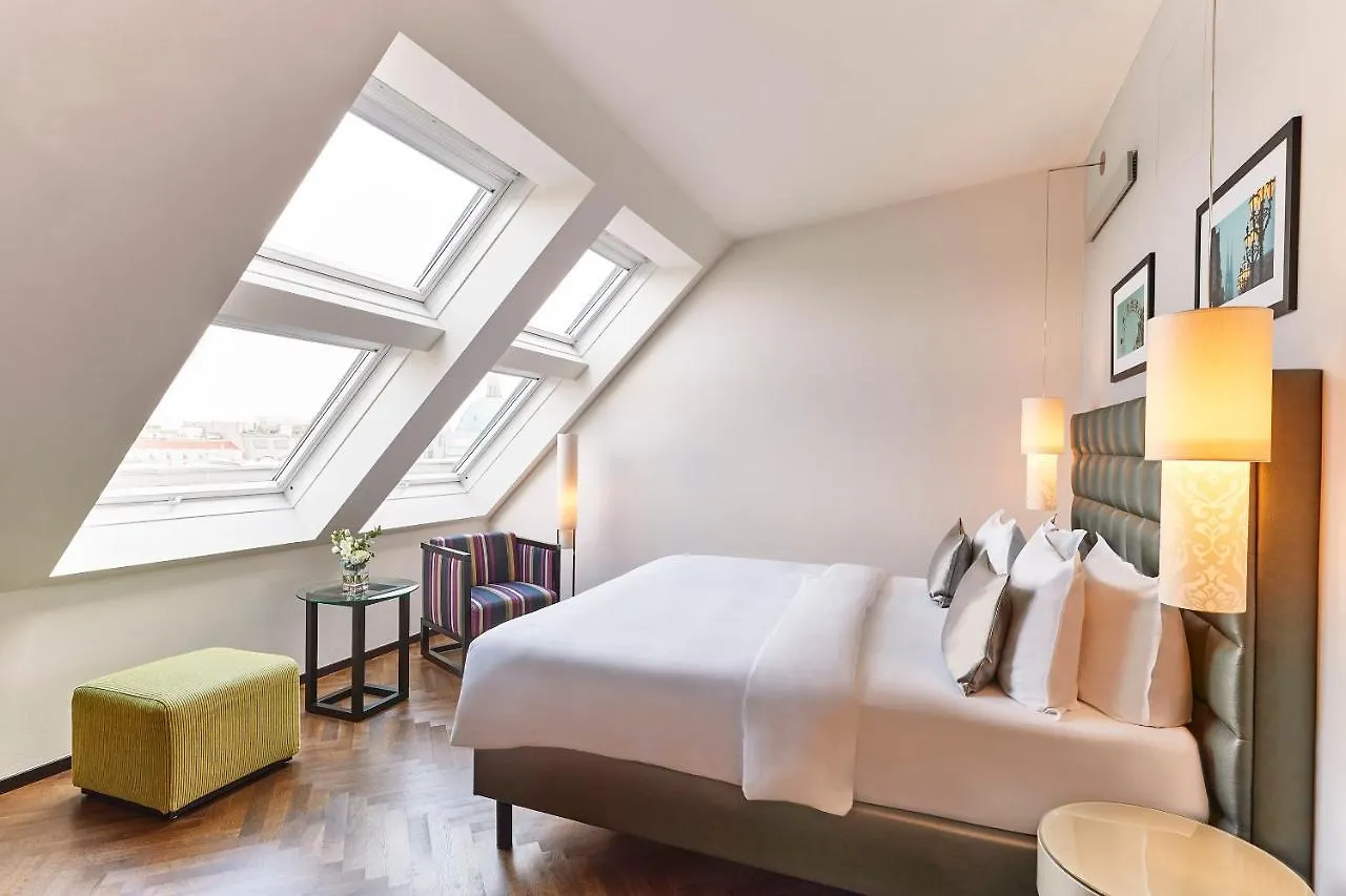 Steigenberger Hotel Herrenhof Vienna 5*,  Austria