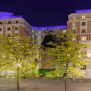 novotel-brussels-centre-tour-noire.brusselshotelsbook.com/
