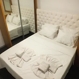 Otel Avalon